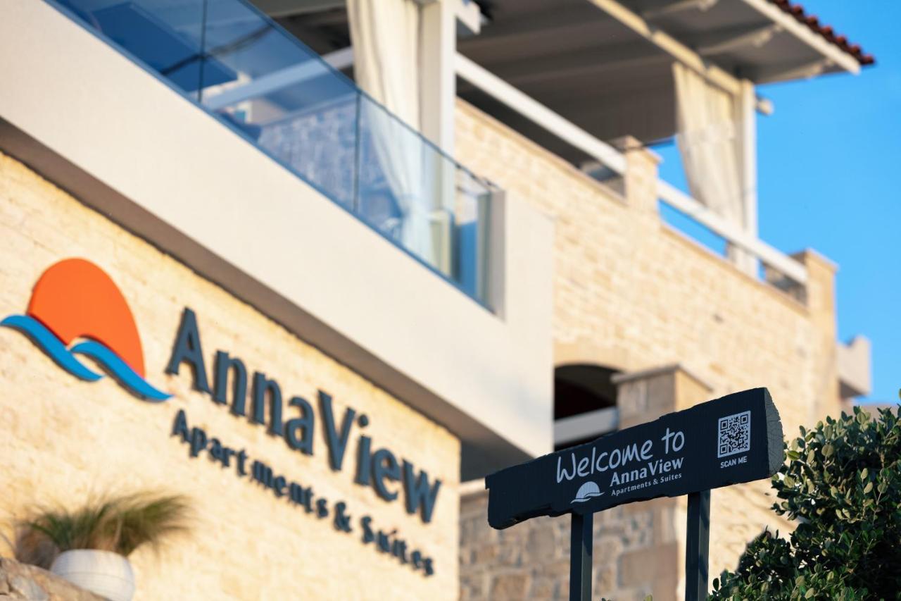 Annaview & *